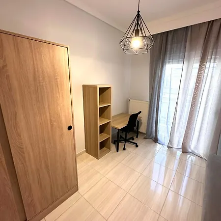 Ε&F Deluxe Apartment