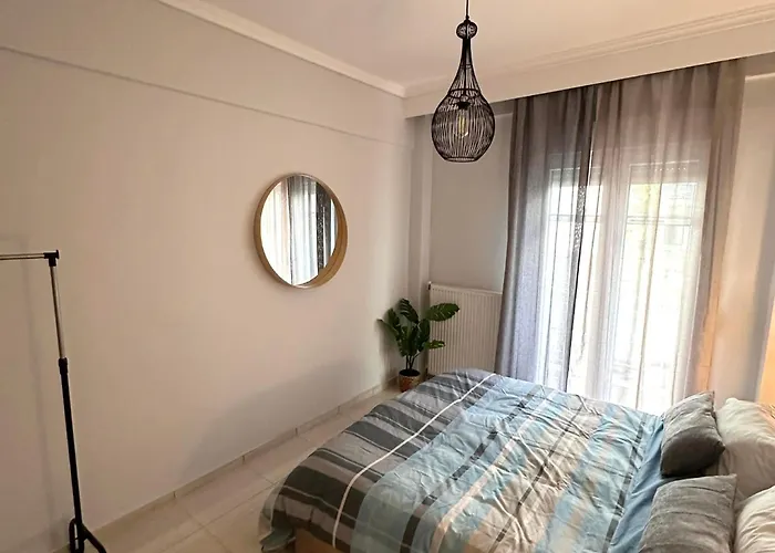 Ε&F Deluxe Apartment